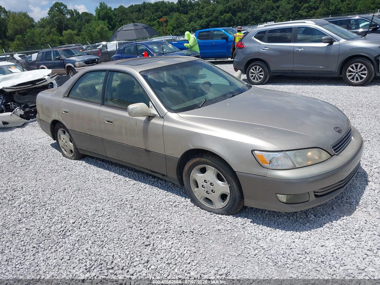 JT8BF28G9Y5****** · 2000 LEXUS ES 300