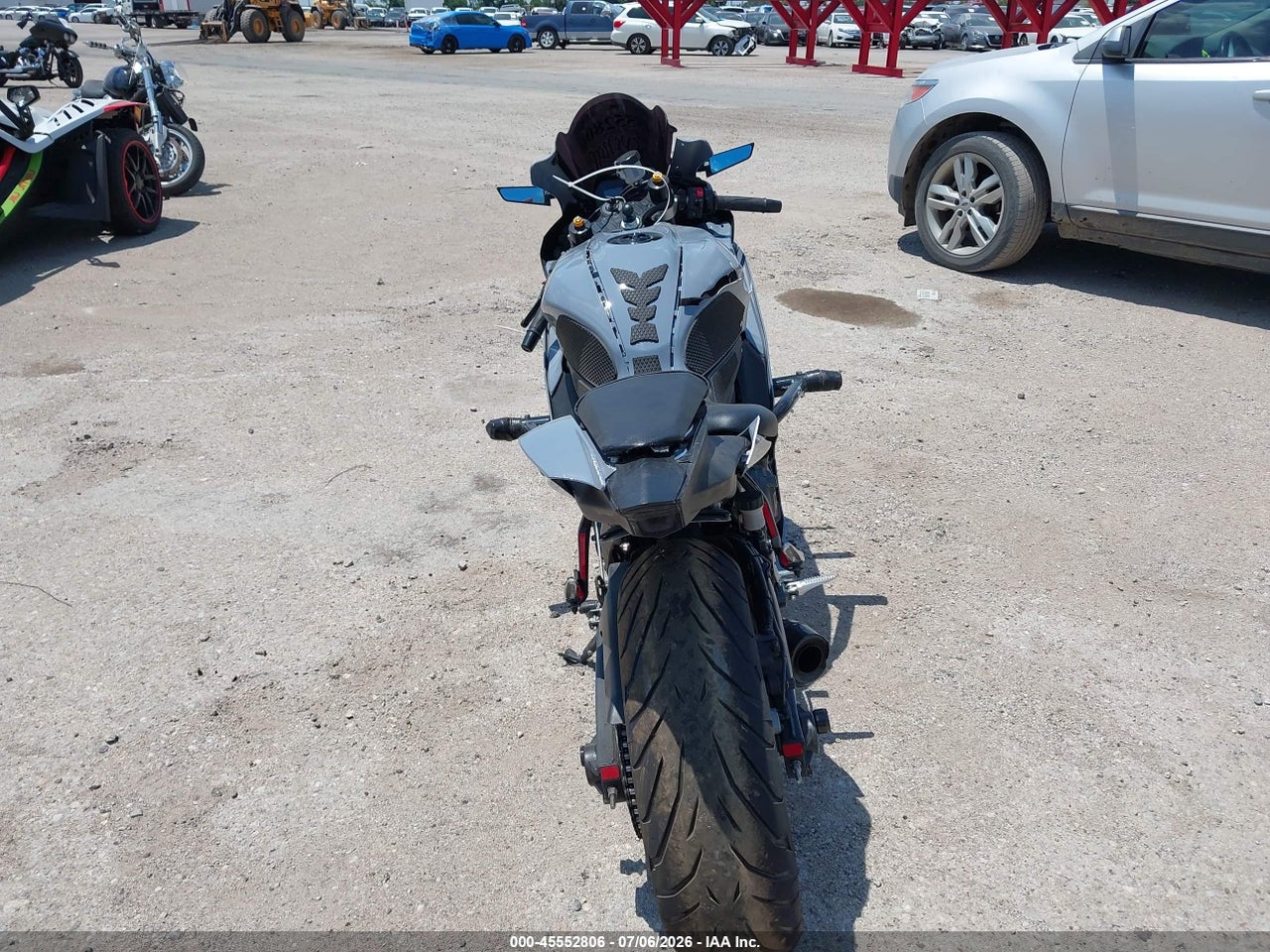2022 YAMAHA YZFR7 · 6/9