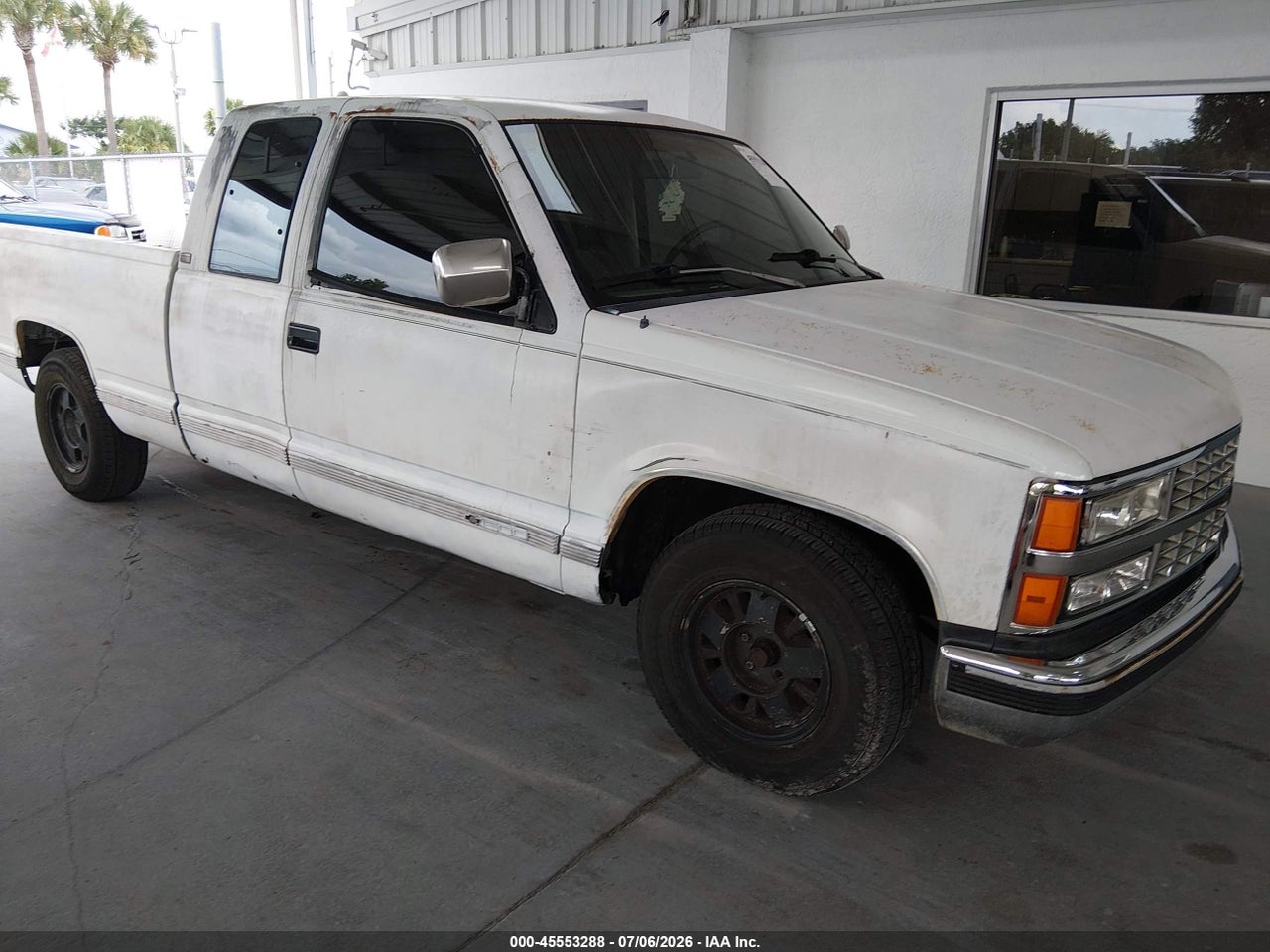 2GCEC19K3P1****** · 1993 CHEVROLET GMT-400 C1500