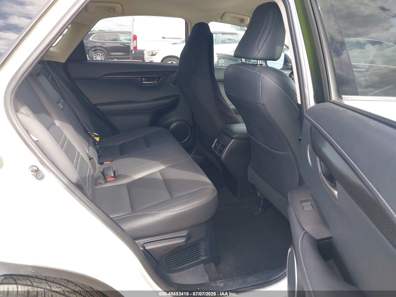 2017 LEXUS NX 200T   · 8/11