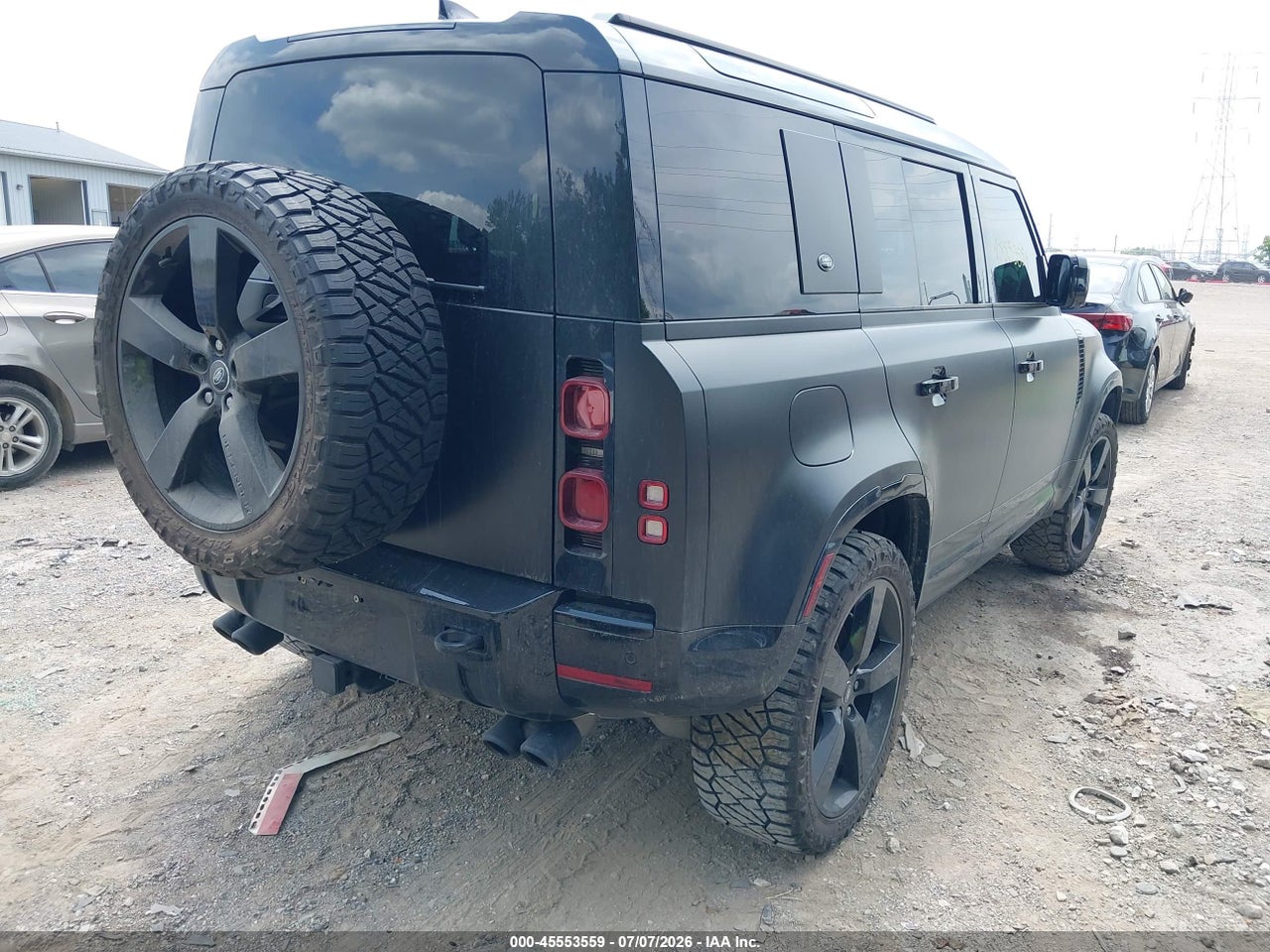 2024 LAND ROVER DEFENDER 110 P400 X-DYNAMIC SE · 4/11