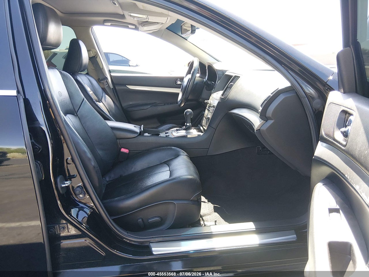 2013 INFINITI G37 JOURNEY · 5/11
