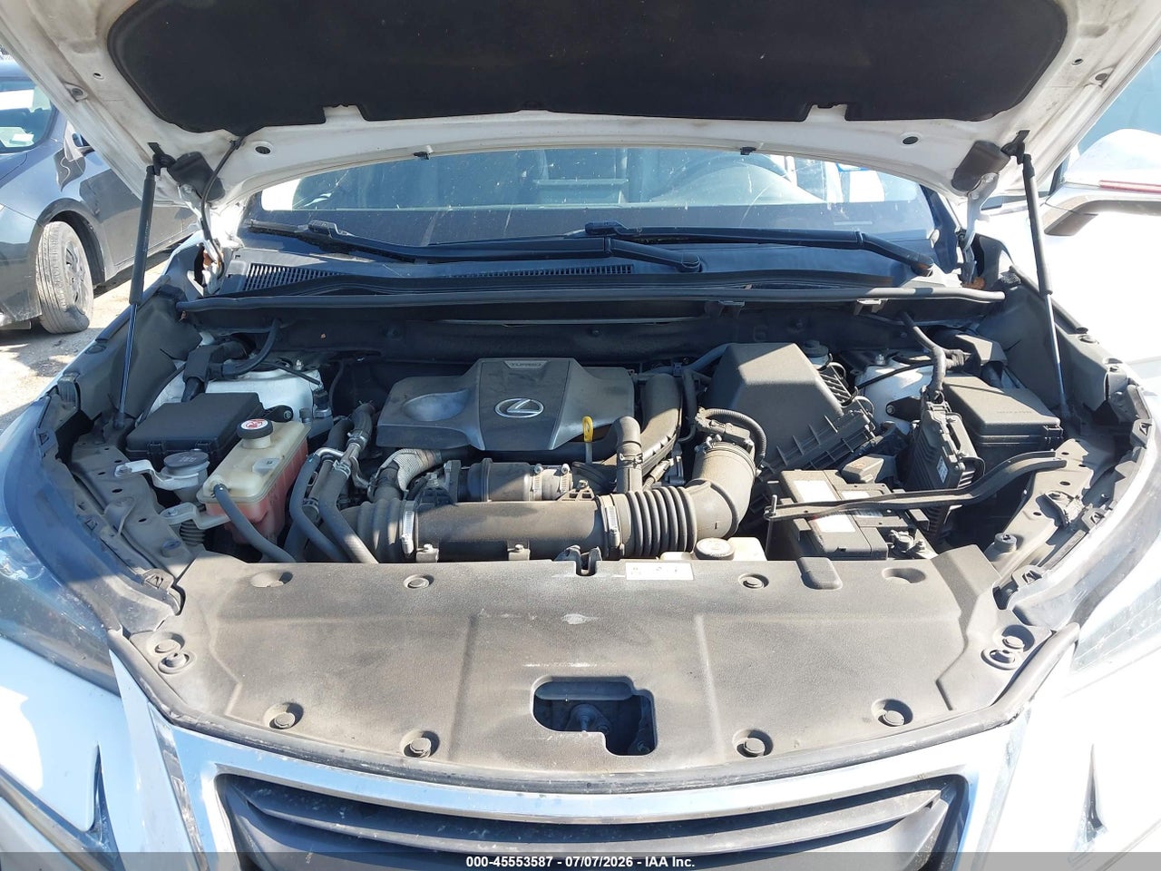 2016 LEXUS NX 200T   · 10/11