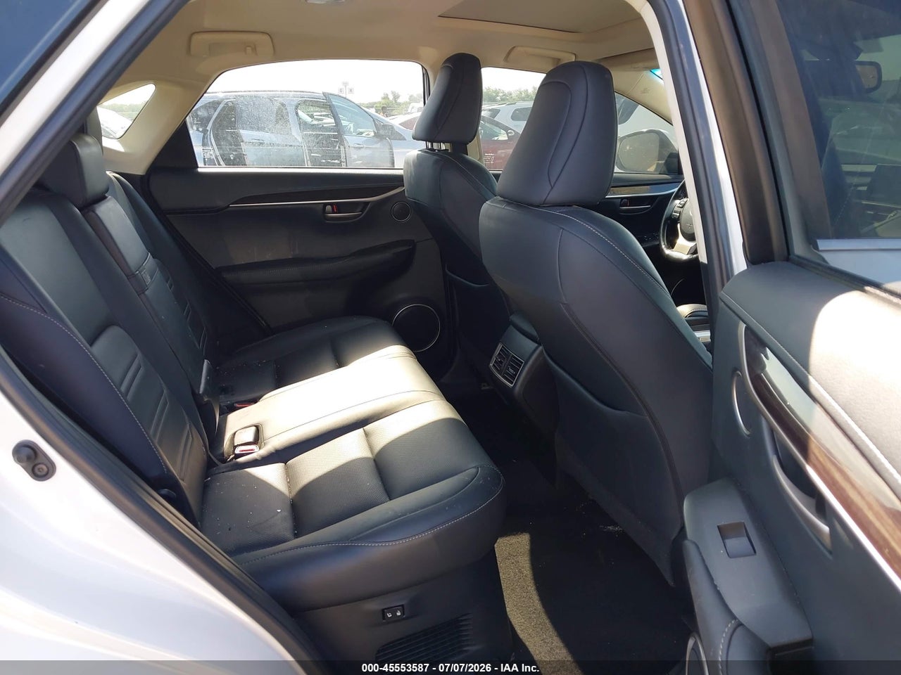 2016 LEXUS NX 200T   · 8/11
