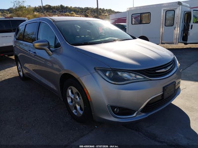2C4RC1H7XHR****** · 2017 CHRYSLER PACIFICA HYBRID TOURING PLUS