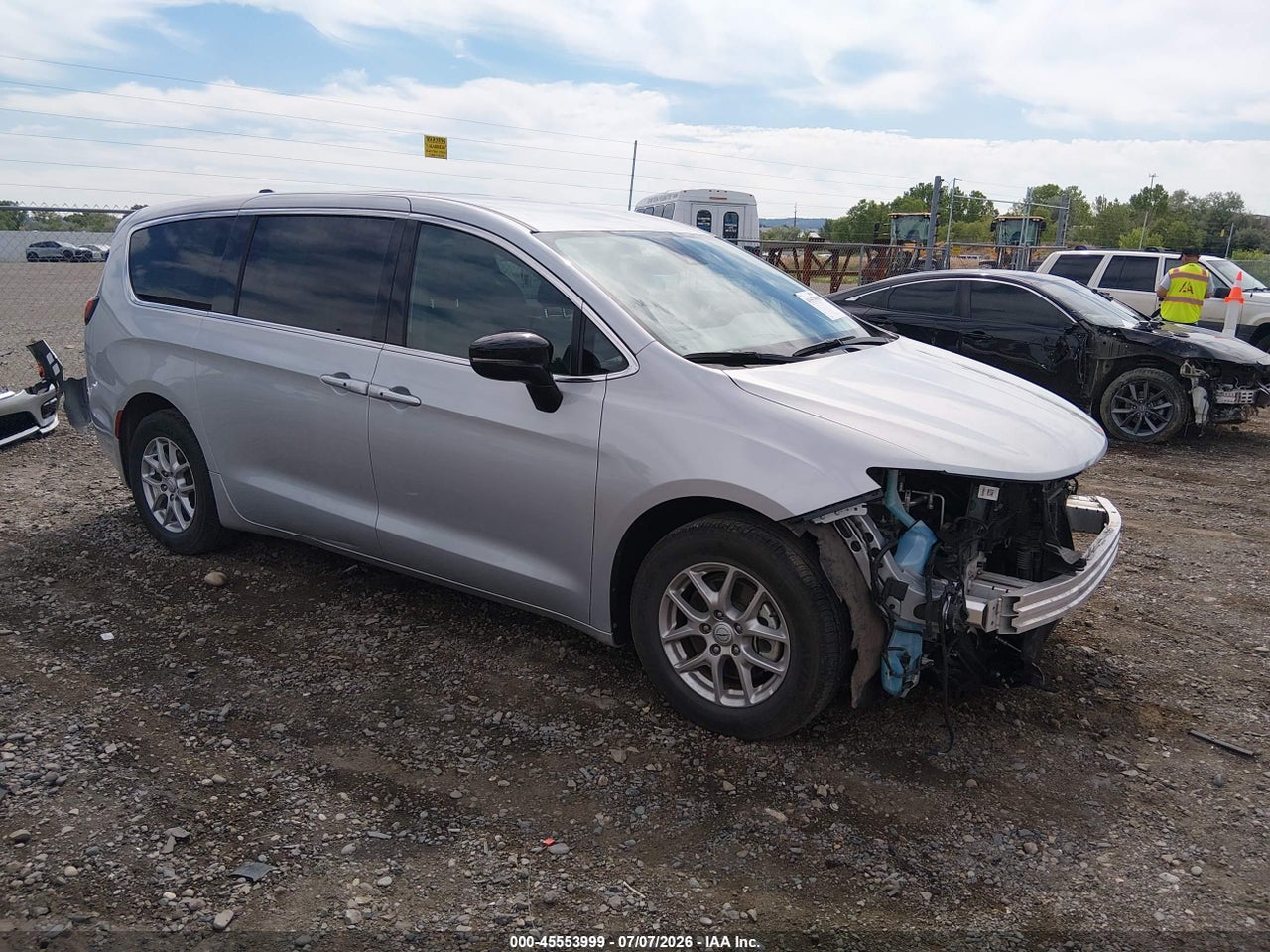 2C4RC1BG8TR****** · 2026 CHRYSLER PACIFICA SELECT