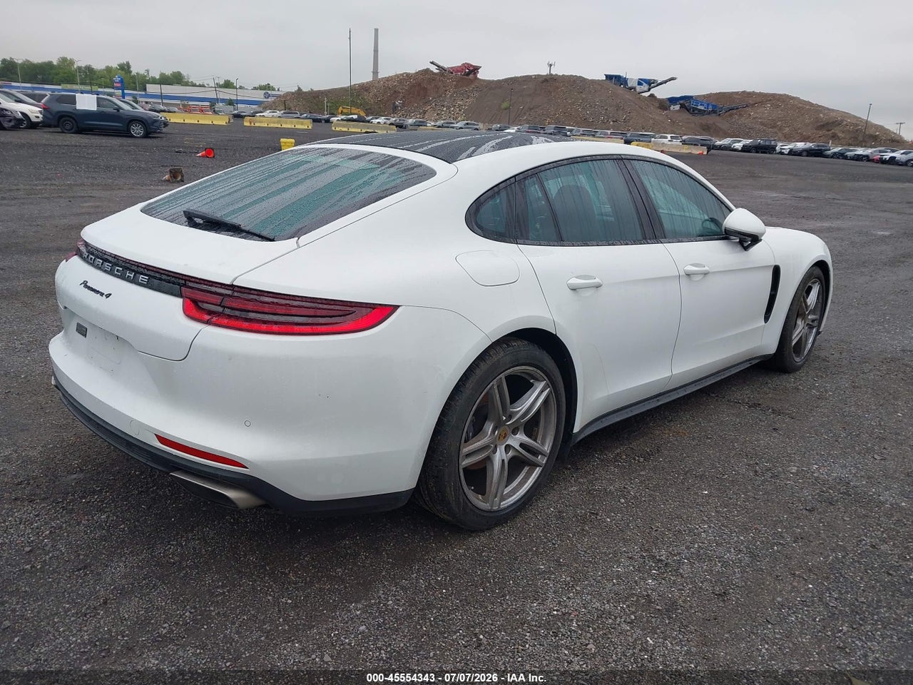 WP0AA2A75JL****** · 2018 PORSCHE PANAMERA 4 · 4/11