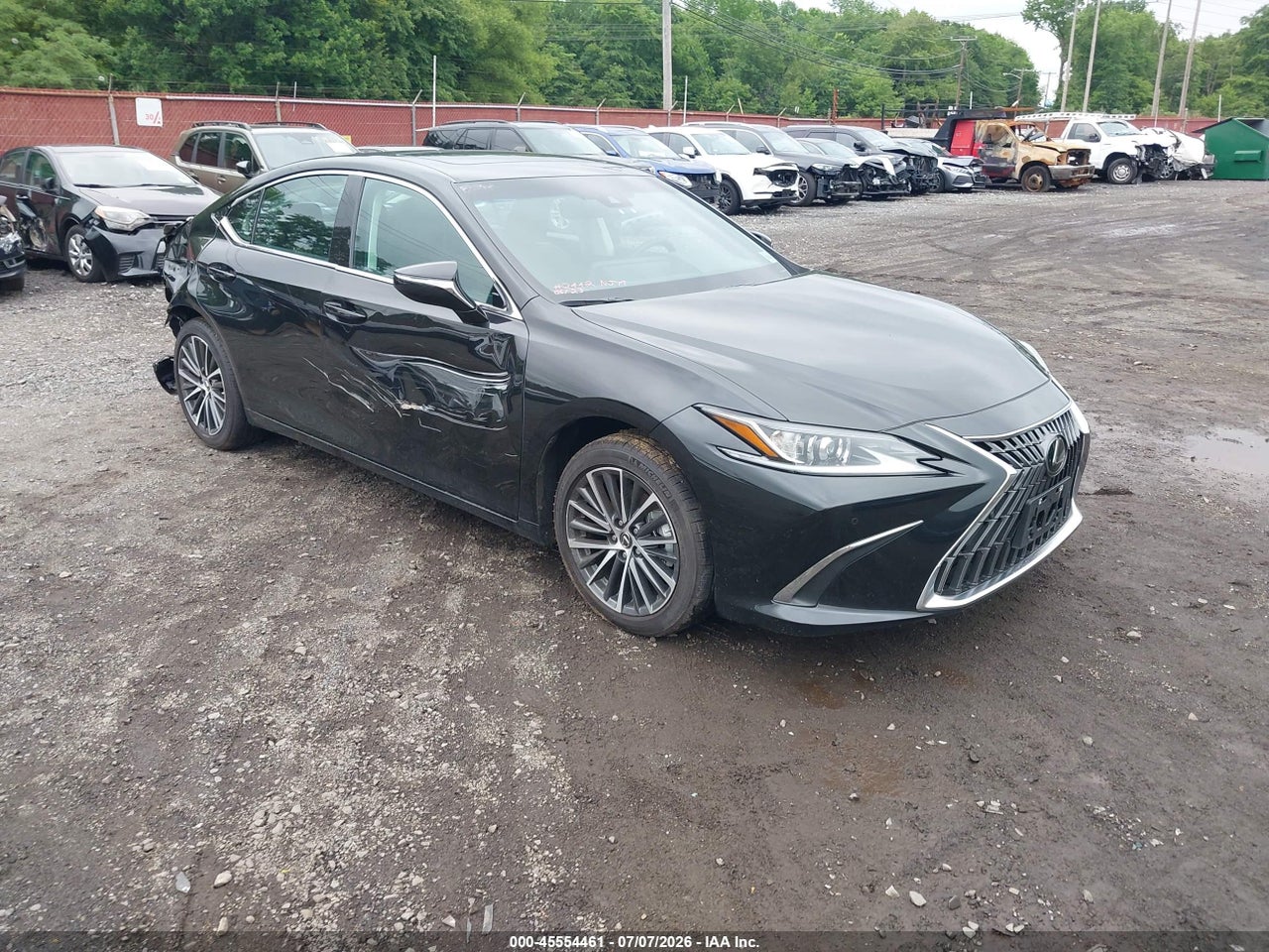 58ADA1C13SU****** · 2025 LEXUS ES 300H