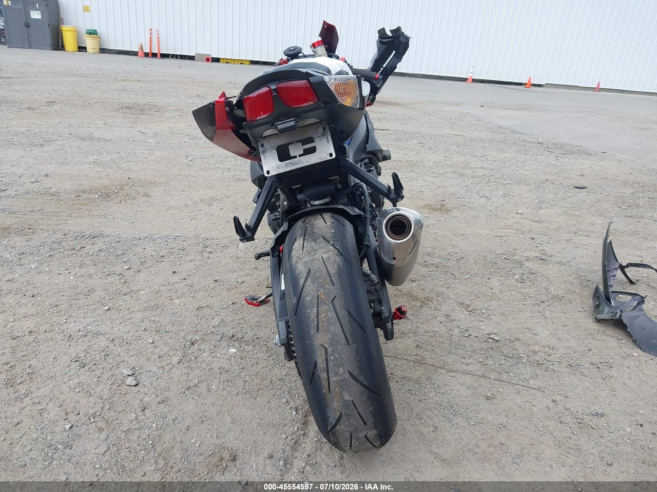2015 SUZUKI GSX-R750 · 6/11