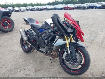 JS1GR7MAXF2****** · 2015 SUZUKI GSX-R750