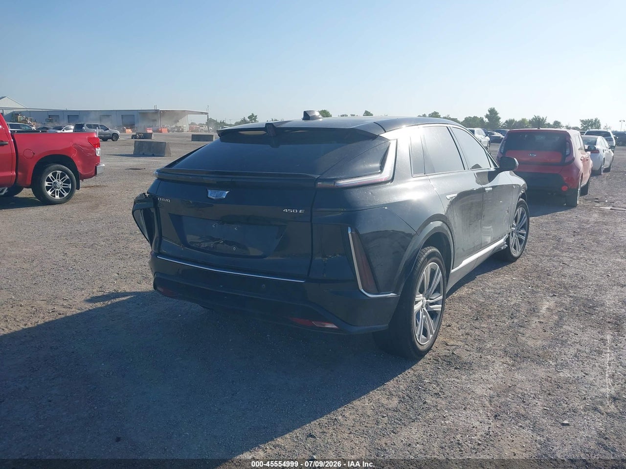 2024 CADILLAC LYRIQ TECH W/1SA · 4/11