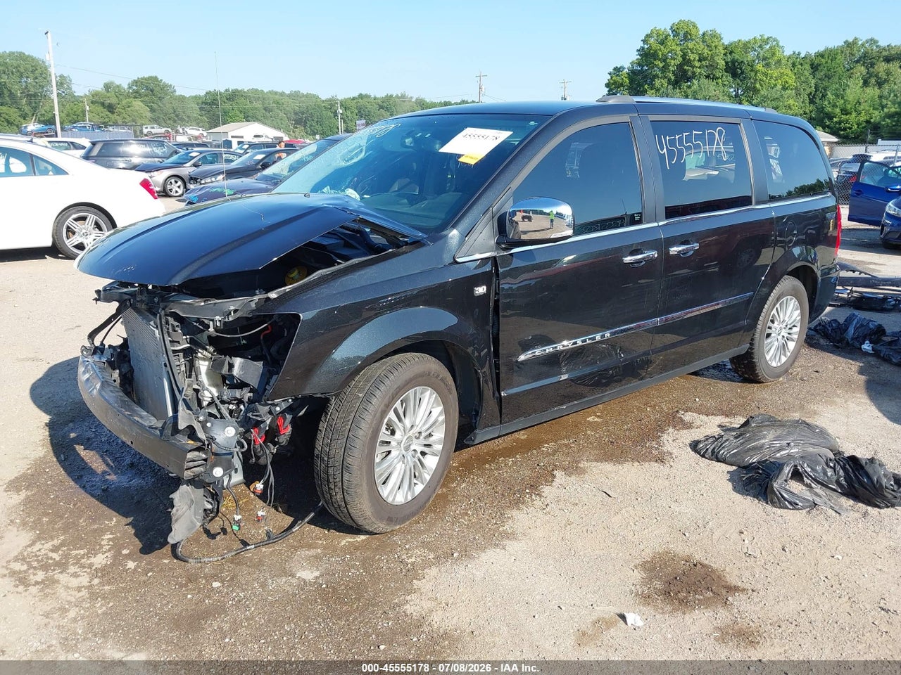 2014 CHRYSLER TOWN &amp; COUNTRY TOURING-L 30TH ANNIVERSARY · 2/11