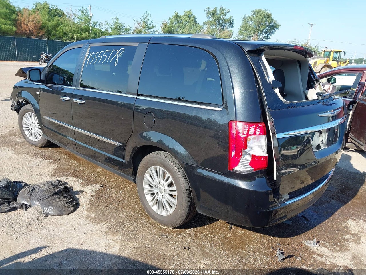 2014 CHRYSLER TOWN &amp; COUNTRY TOURING-L 30TH ANNIVERSARY · 3/11