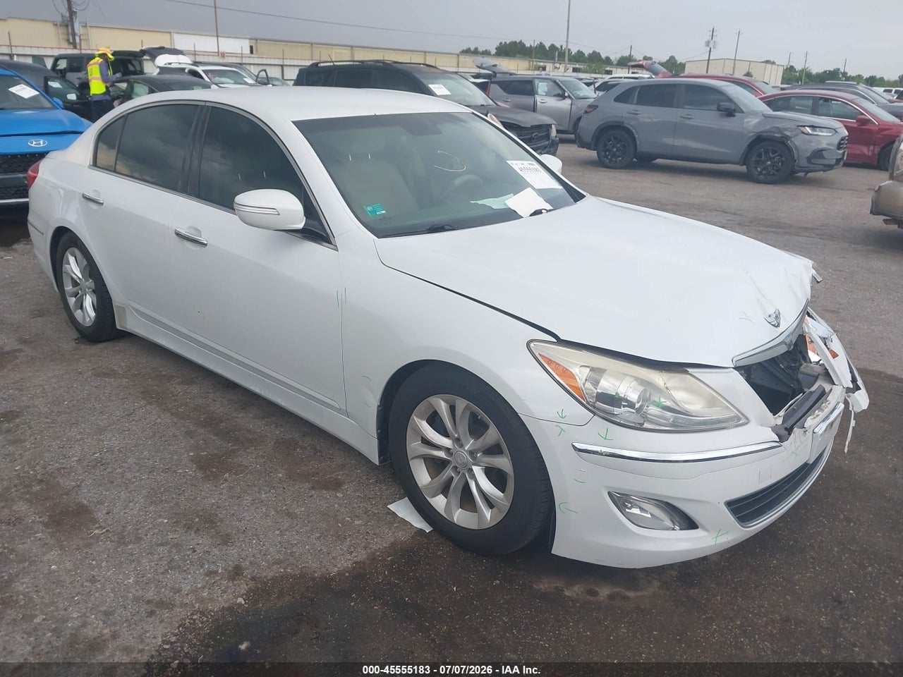 KMHGC4DD5DU****** · 2013 HYUNDAI GENESIS 3.8