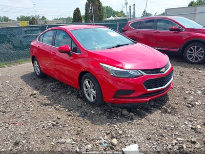 1G1BE5SM4J7****** · 2018 CHEVROLET CRUZE LT AUTO