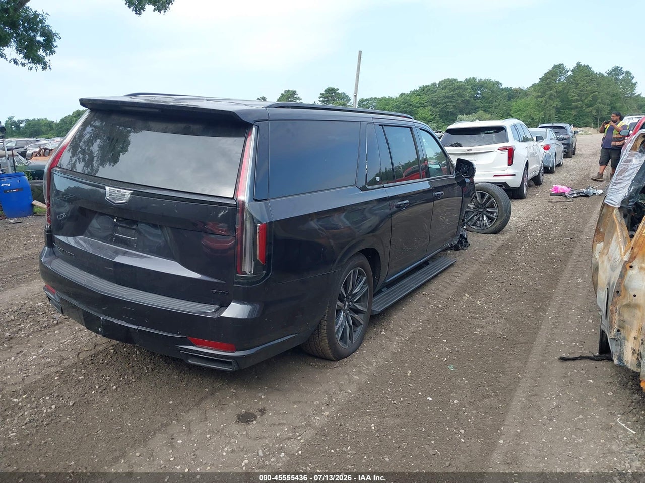 2023 CADILLAC ESCALADE ESV 4WD SPORT PLATINUM · 4/11