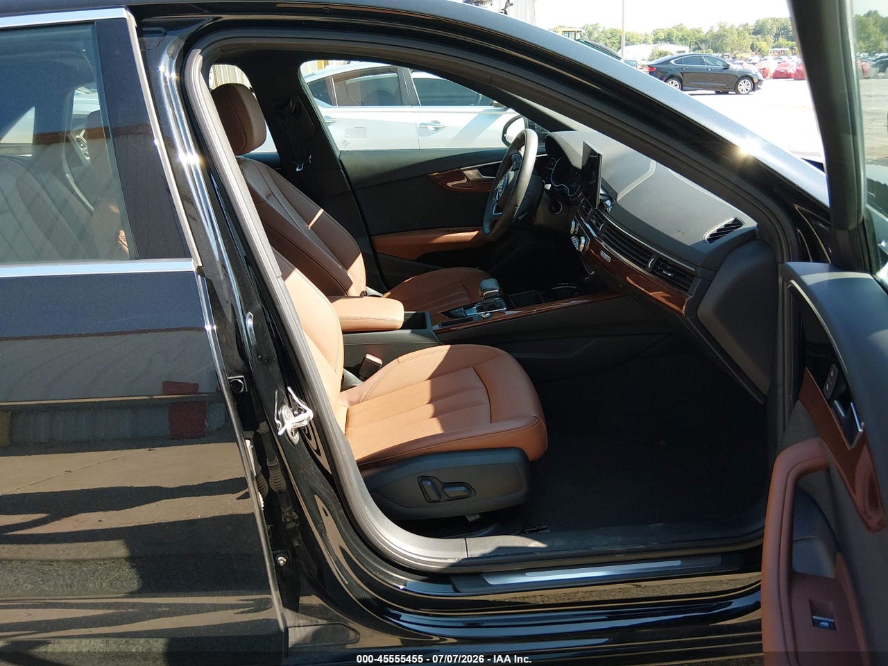 2023 AUDI A4 PREMIUM 40 TFSI QUATTRO S TRONIC · 5/11