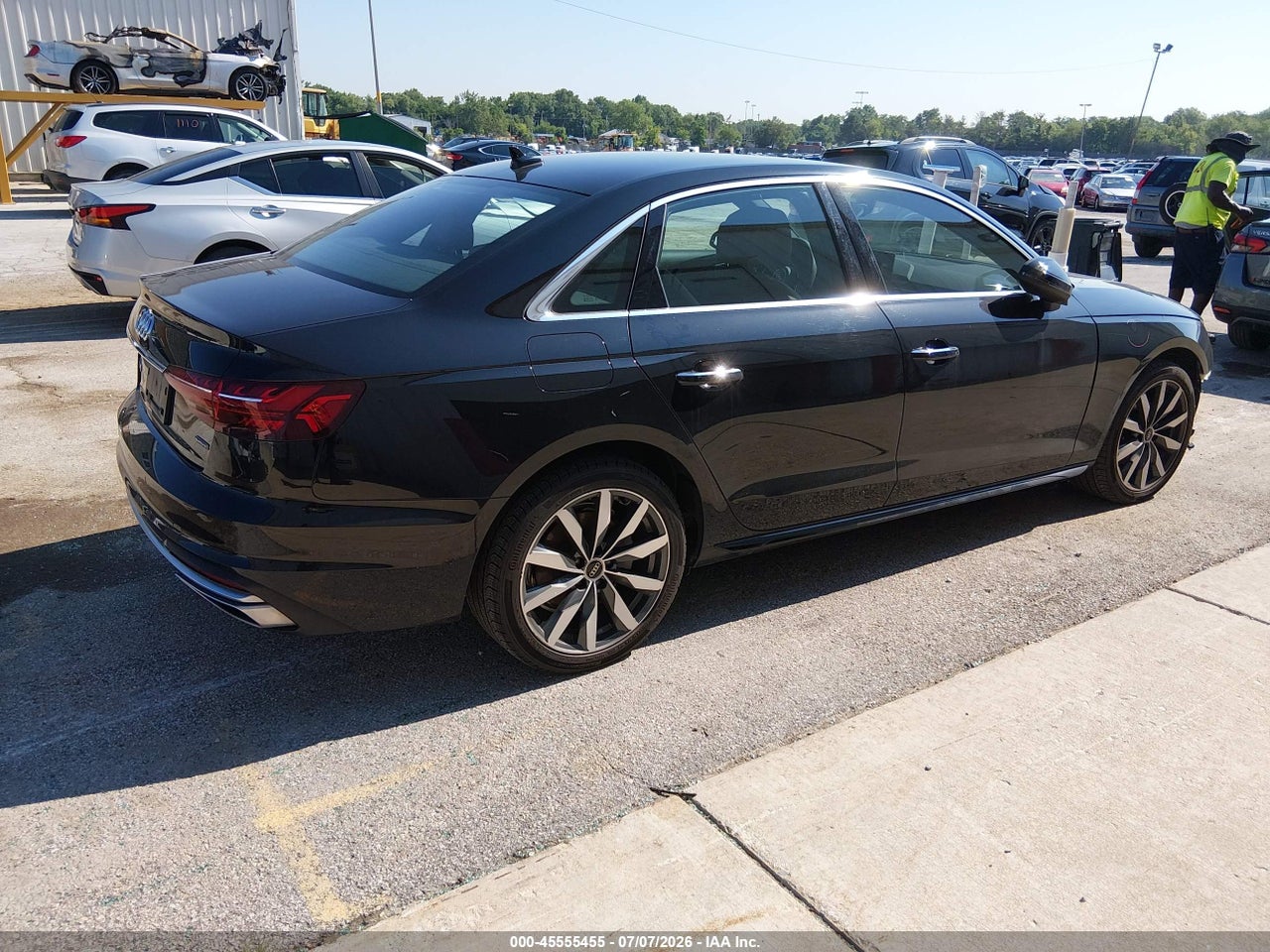2023 AUDI A4 PREMIUM 40 TFSI QUATTRO S TRONIC · 4/11
