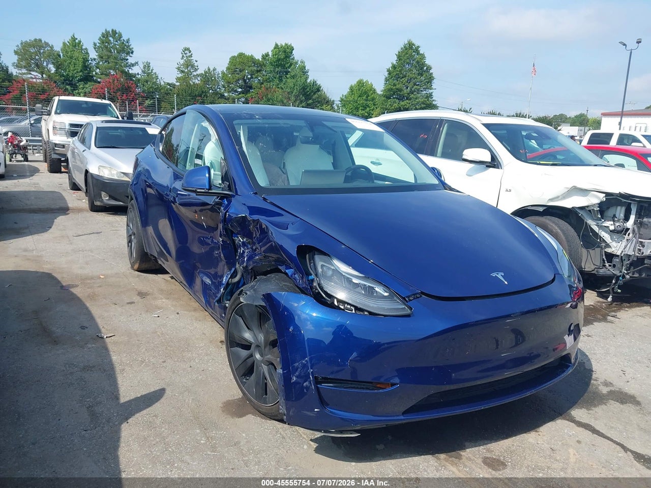 7SAYGAEE3RF****** · 2024 TESLA MODEL Y LONG RANGE DUAL MOTOR ALL-WHEEL DRIVE