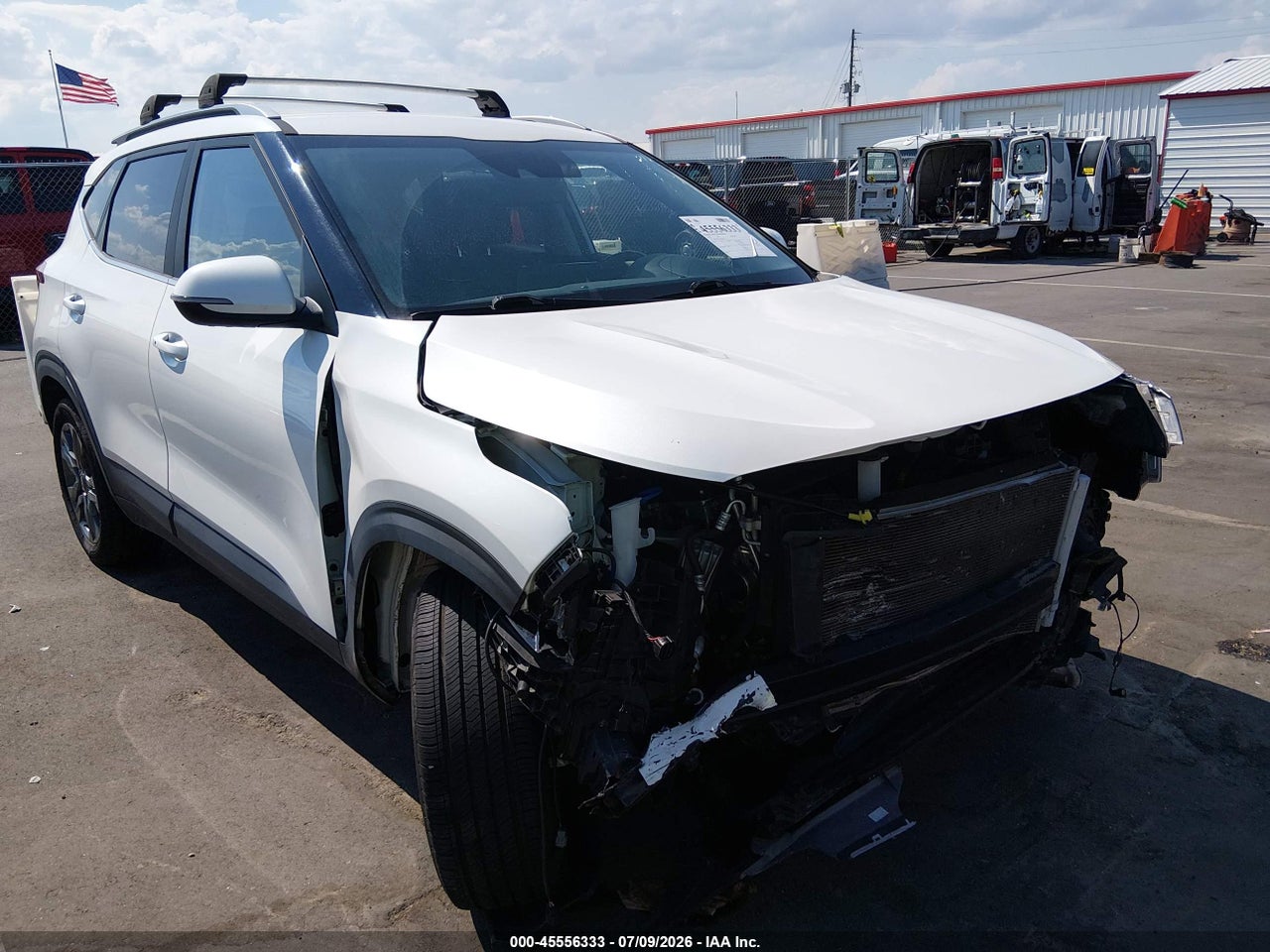 KNDEU2AA3P7****** · 2023 KIA SELTOS S
