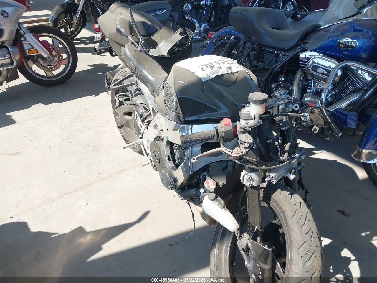 JS1GR7LA782****** · 2008 SUZUKI GSX-R750