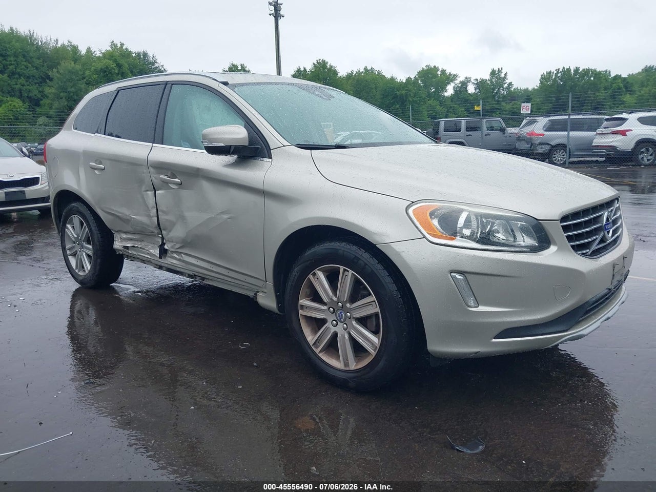 YV440MRU6H2****** · 2017 VOLVO XC60 T5 INSCRIPTION