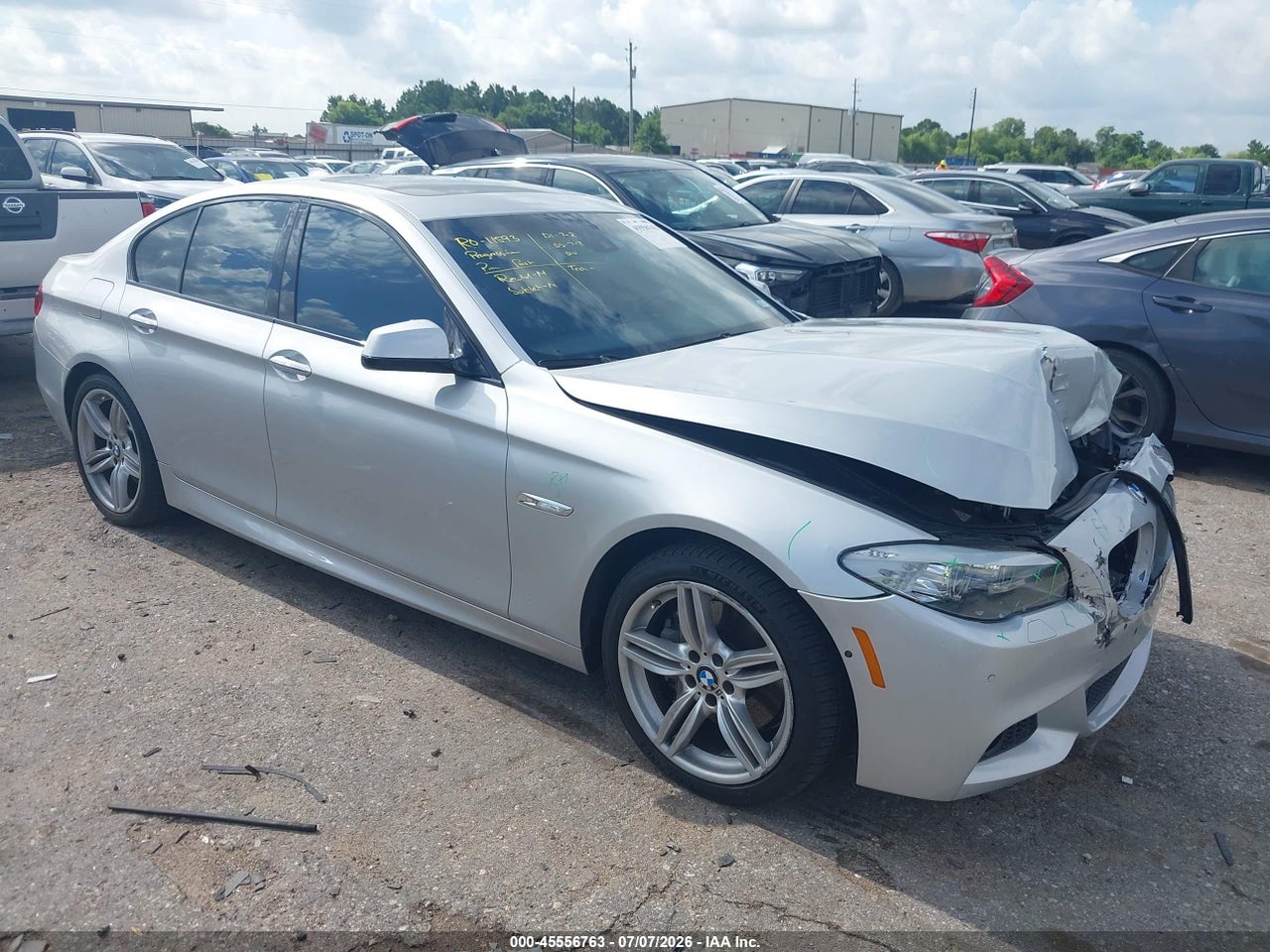 WBAFR9C58BC****** · 2011 BMW 550I