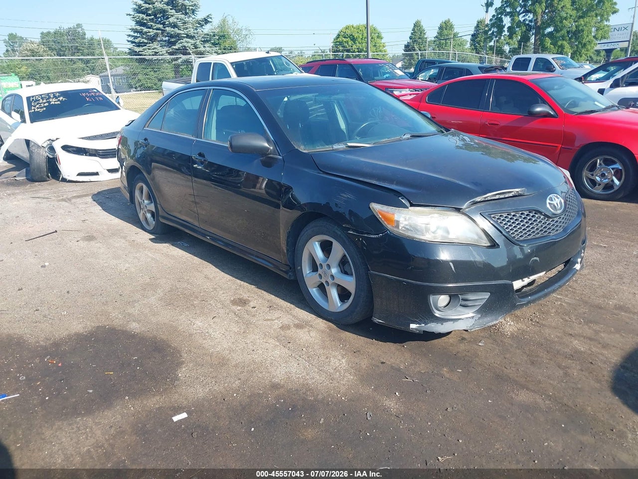 4T1BF3EKXBU****** · 2011 TOYOTA CAMRY SE