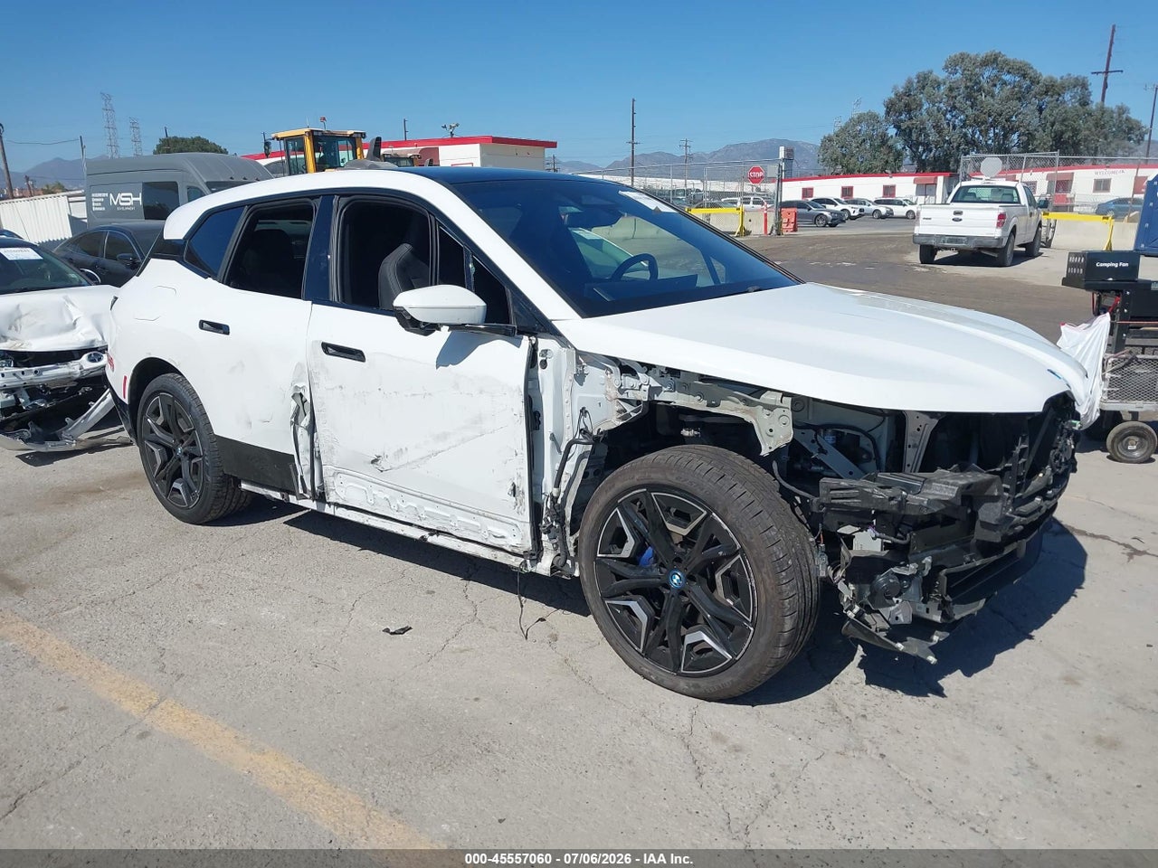 WB523CF09RC****** · 2024 BMW IX XDRIVE50
