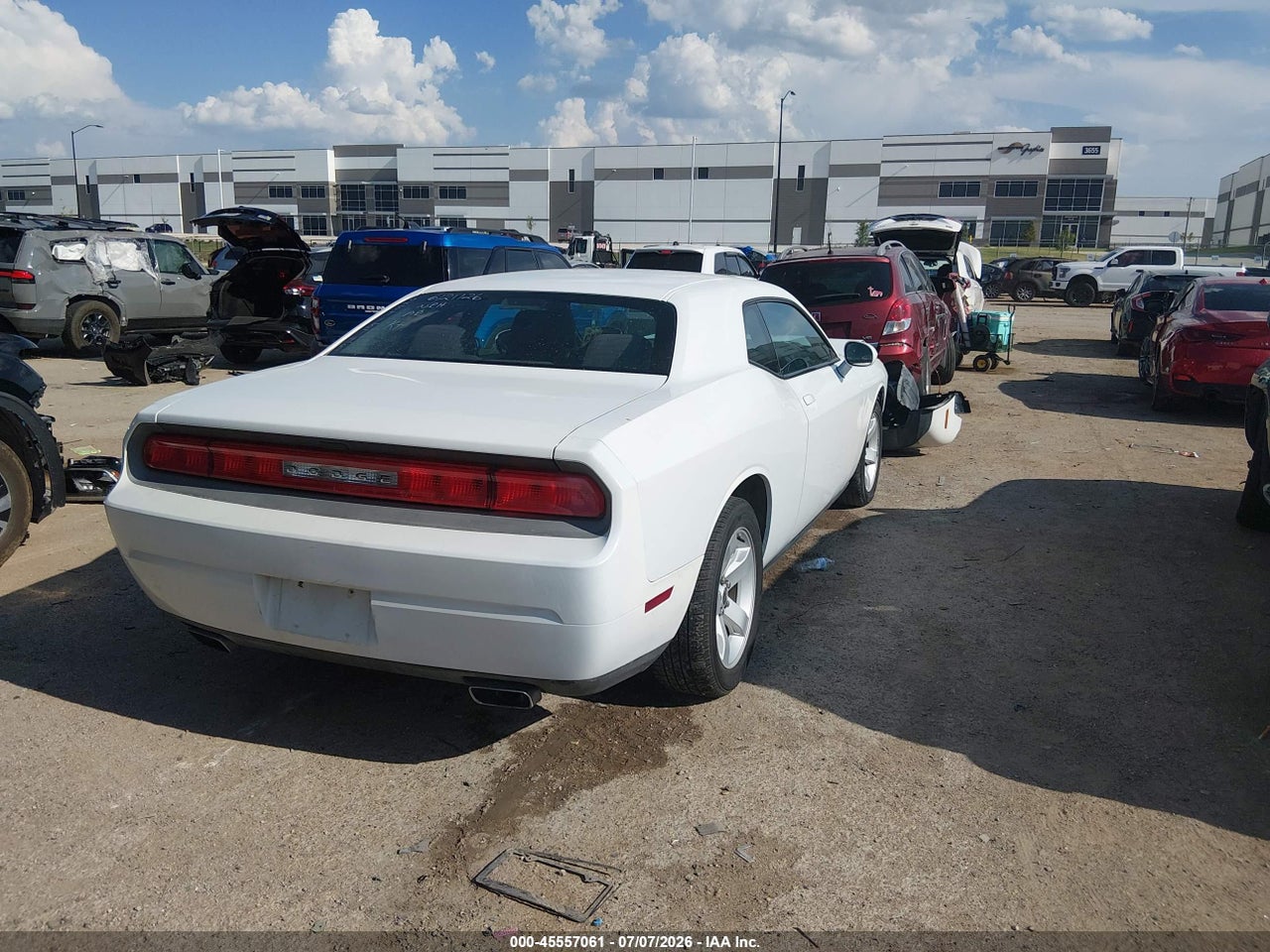 2013 DODGE CHALLENGER SXT · 4/10