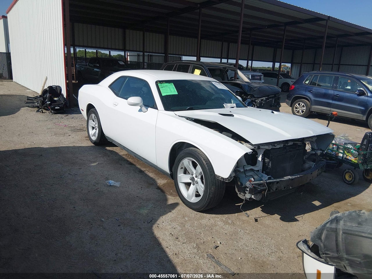 2C3CDYAG3DH****** · 2013 DODGE CHALLENGER SXT