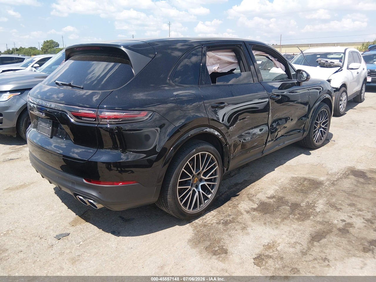 2019 PORSCHE CAYENNE S · 4/11