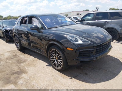 2019 PORSCHE CAYENNE S