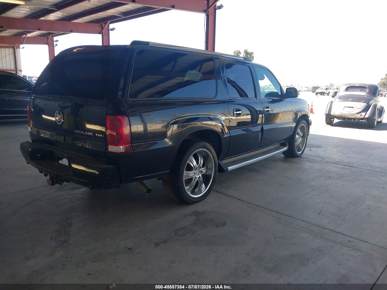 2003 CADILLAC ESCALADE ESV · 4/11