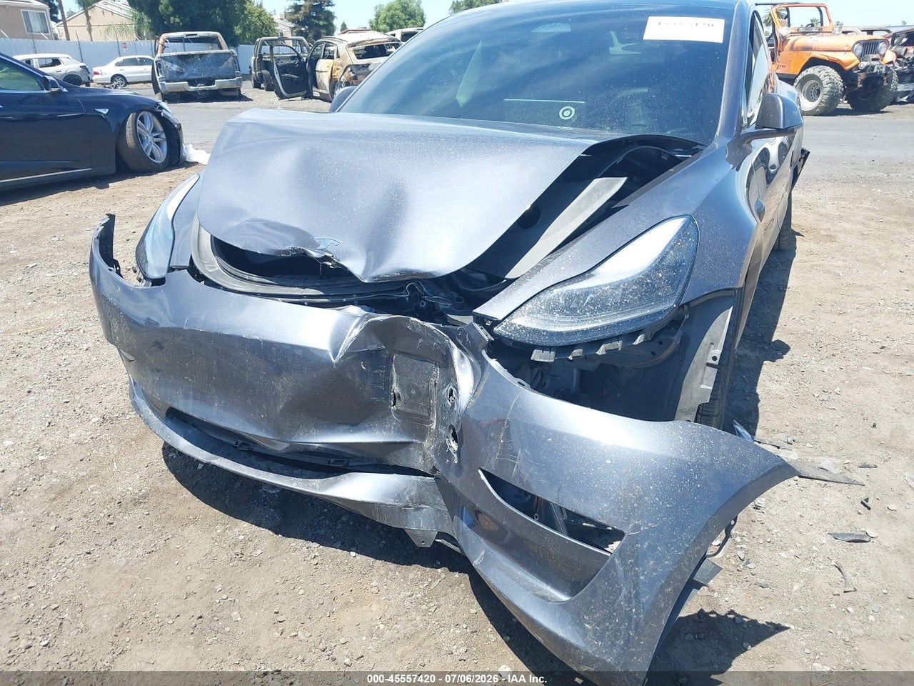 2023 TESLA MODEL 3 REAR-WHEEL DRIVE · 6/9