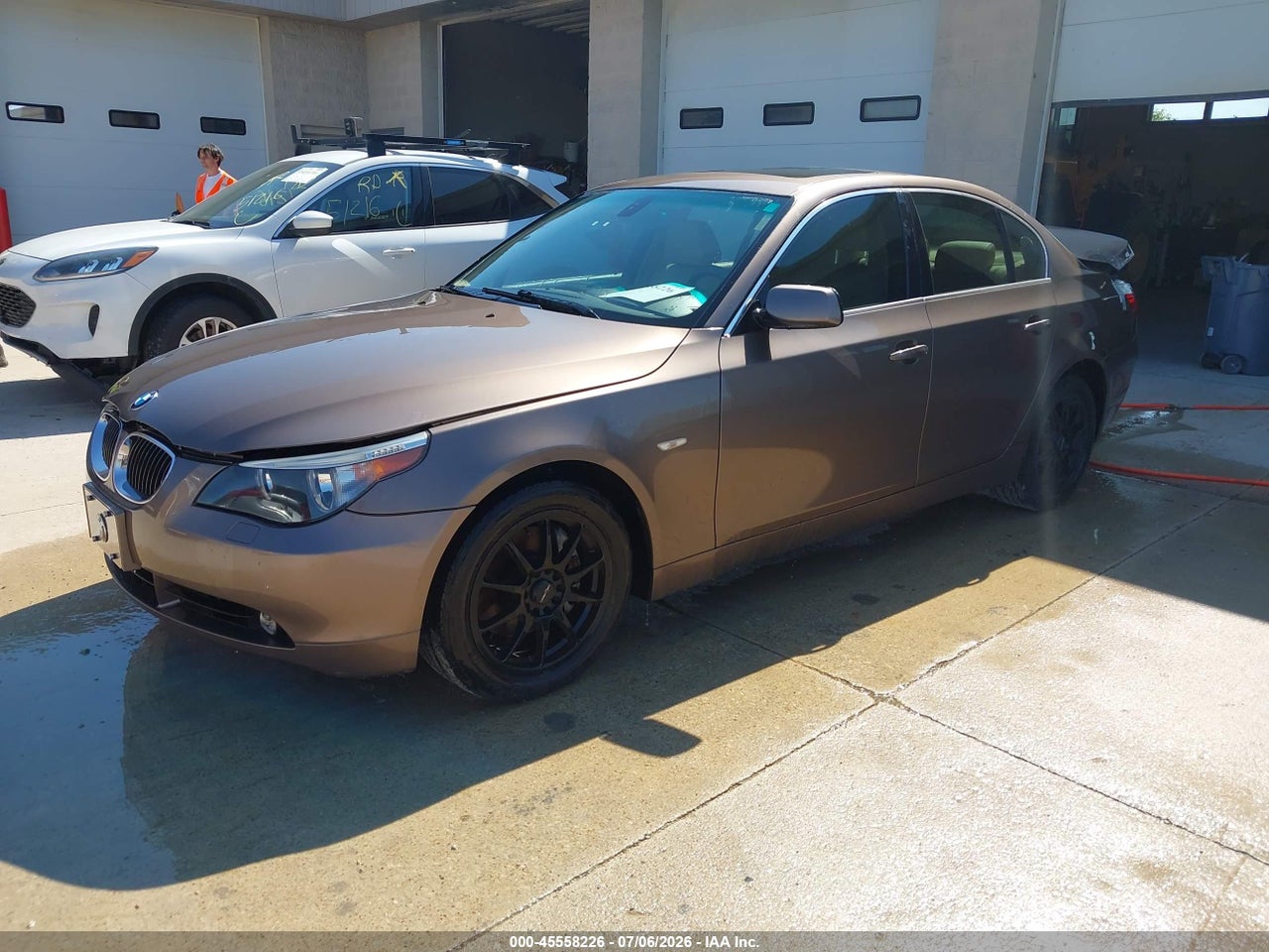 2007 BMW 525XI   · 2/11