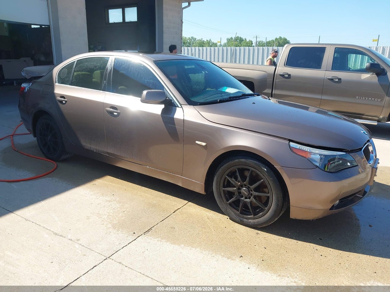 WBANF33517C****** · 2007 BMW 525XI