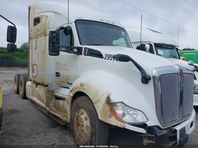 1XKYD49X4JJ****** · 2018 KENWORTH T680