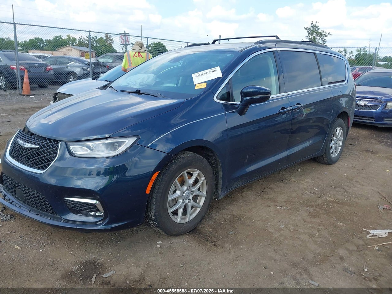 2C4RC1BG5NR****** · 2022 CHRYSLER PACIFICA TOURING L · 2/11