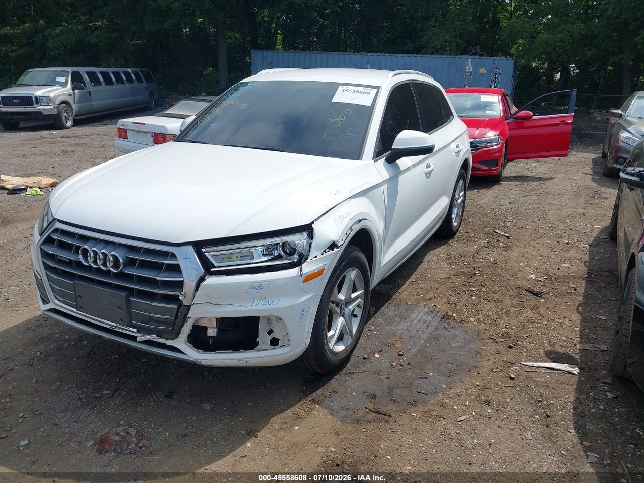 2018 AUDI Q5 2.0T PREMIUM/2.0T TECH PREMIUM · 2/11