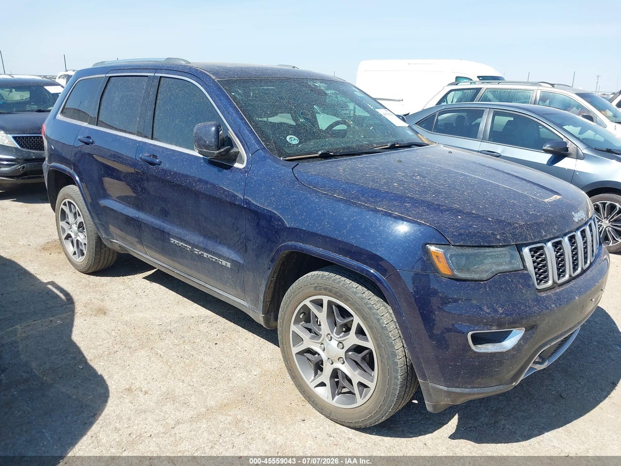 1C4RJEBG9JC****** · 2018 JEEP GRAND CHEROKEE STERLING EDITION 4X2