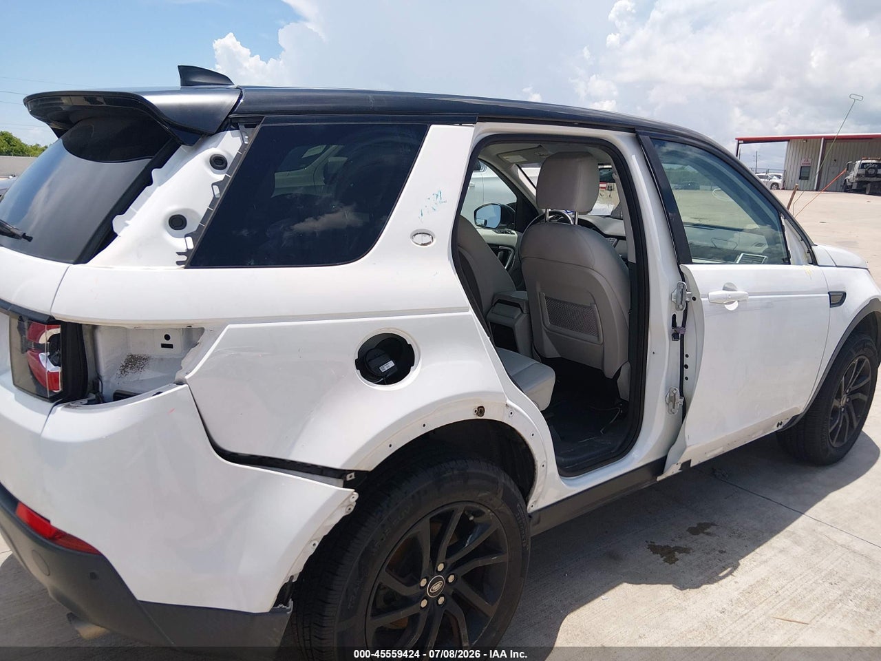 2017 LAND ROVER DISCOVERY SPORT SE · 6/11