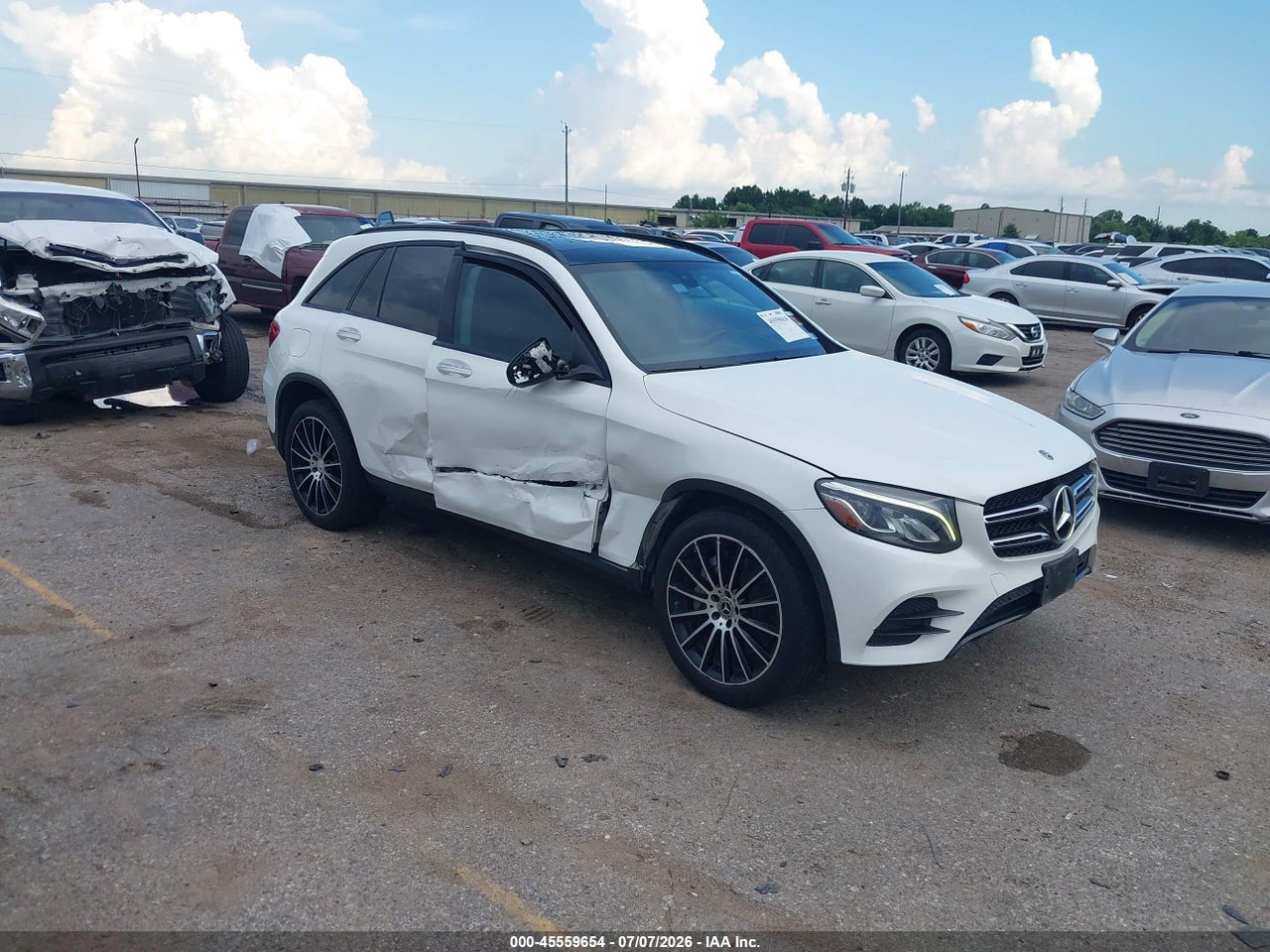 WDC0G4KB9KV****** · 2019 MERCEDES-BENZ GLC 300 4MATIC
