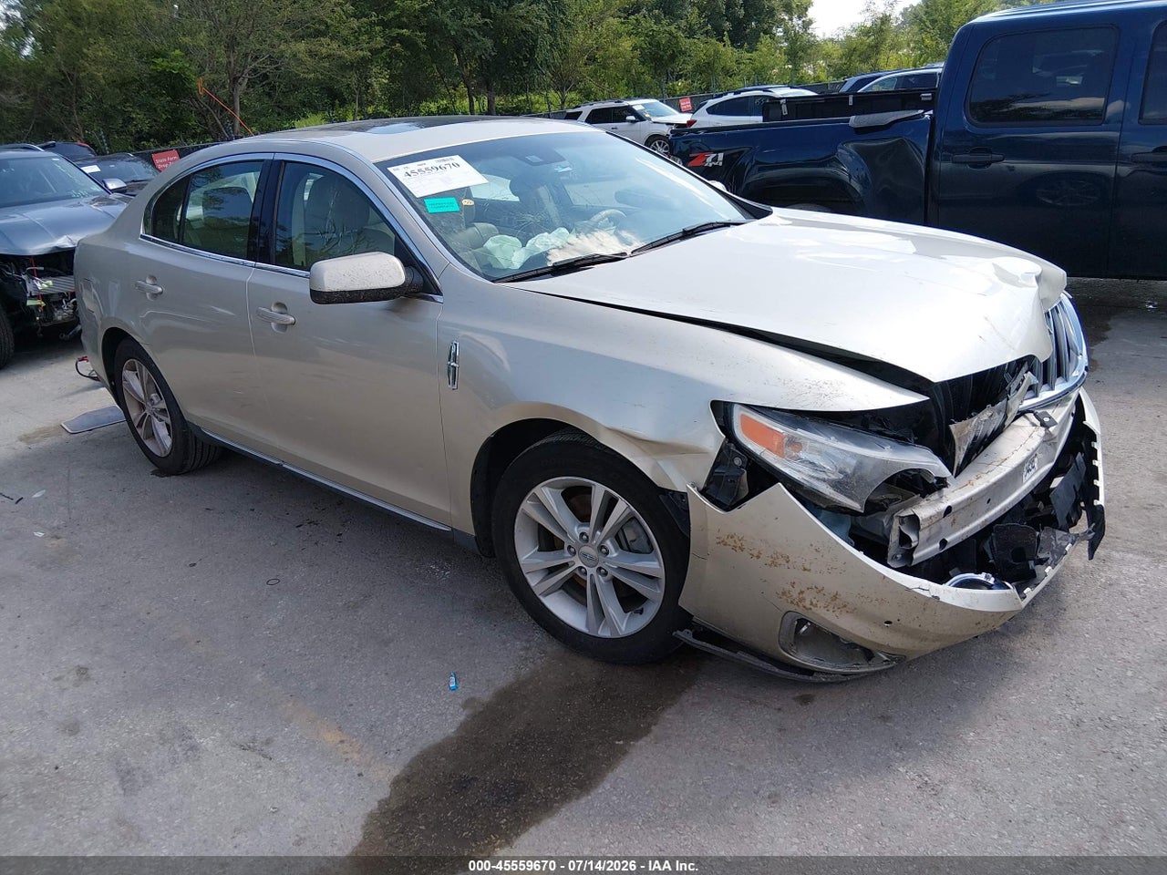 1LNHL9DR5BG****** · 2011 LINCOLN MKS