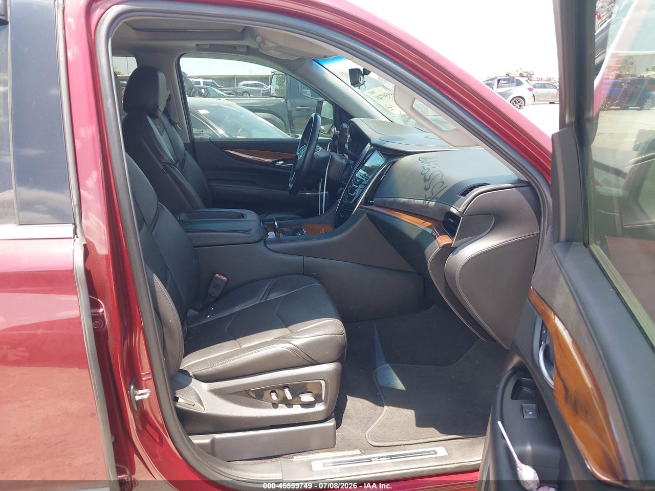 2018 CADILLAC ESCALADE LUXURY · 5/11