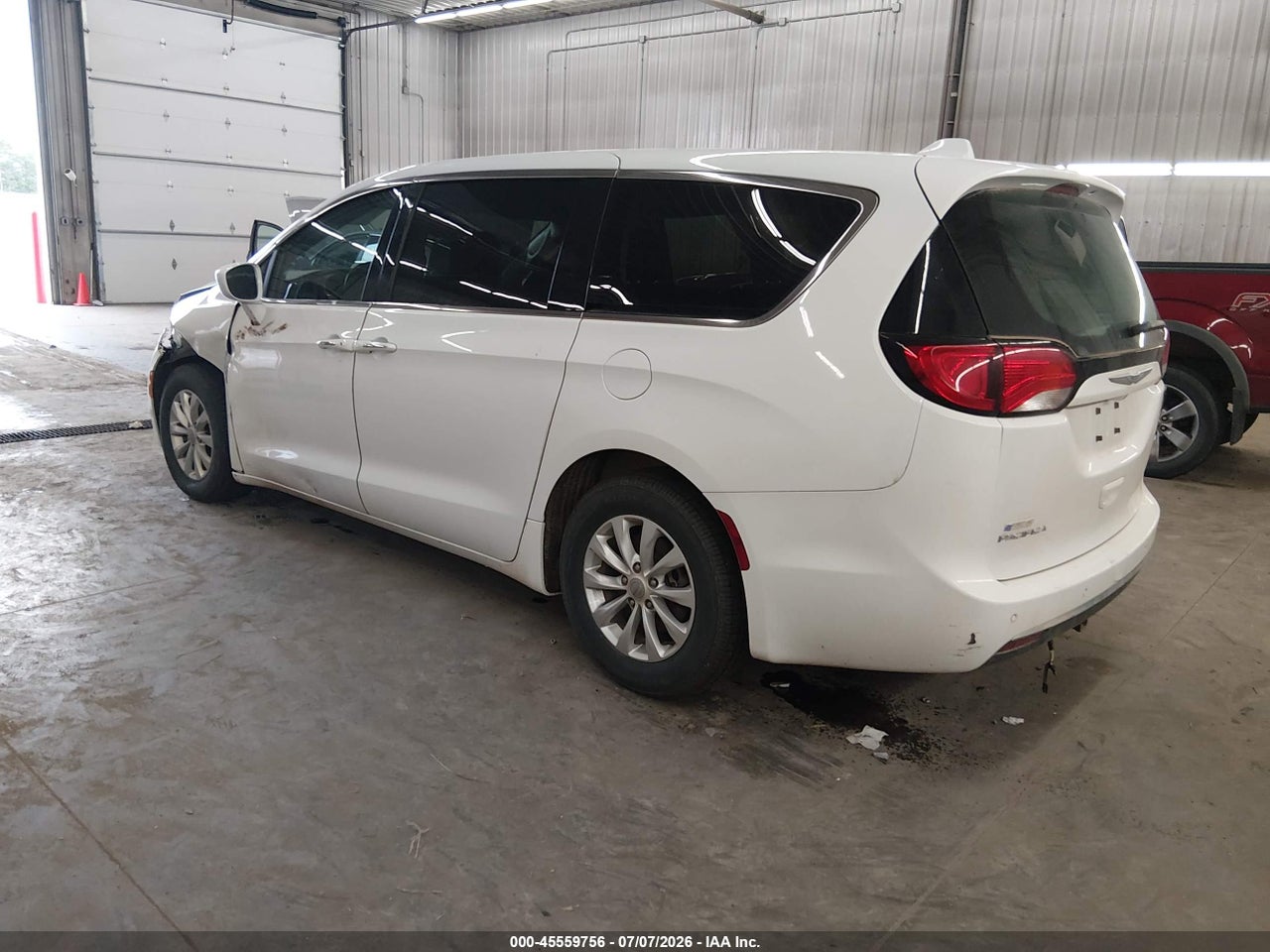 2018 CHRYSLER PACIFICA TOURING PLUS · 3/11