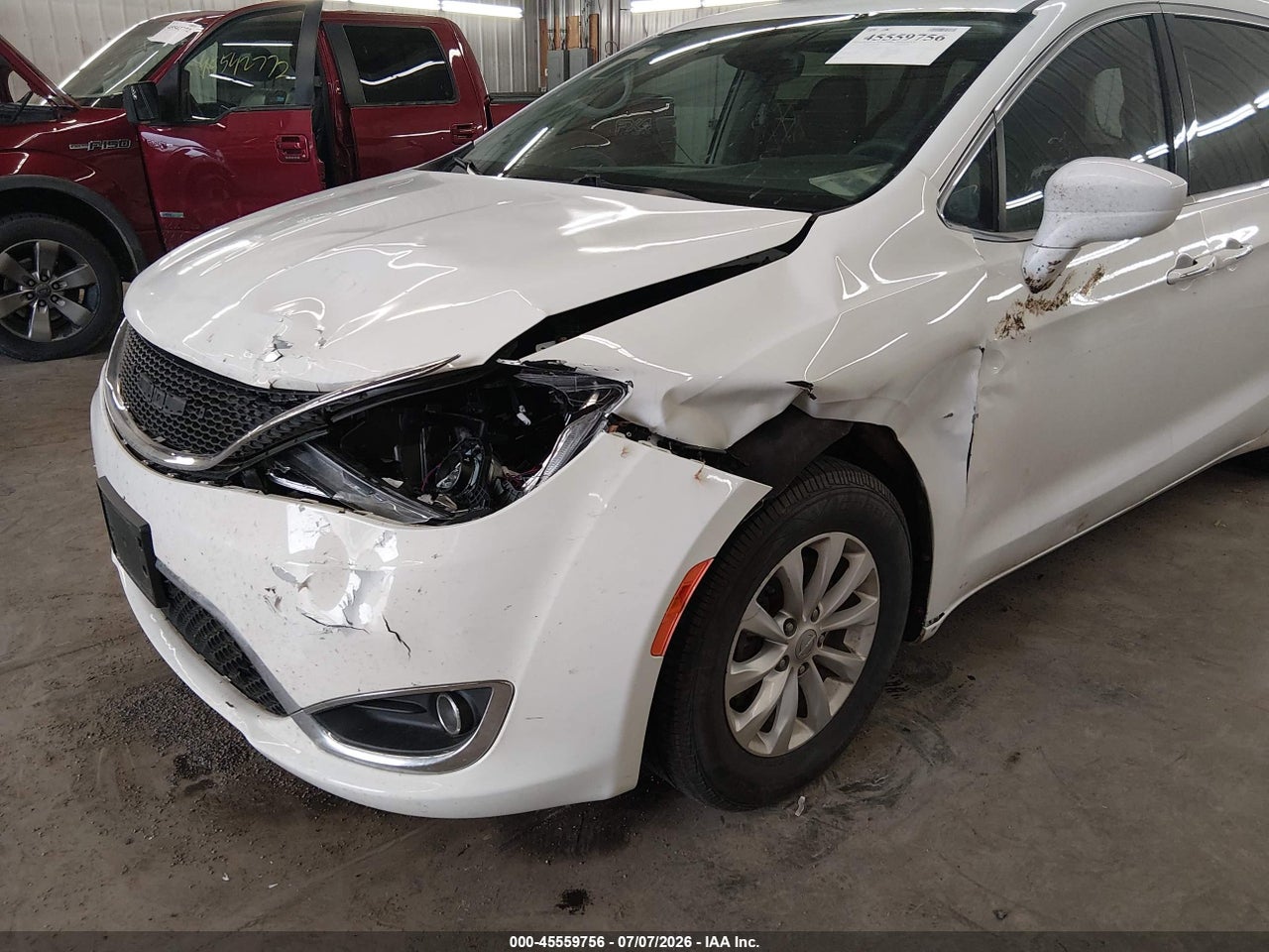 2018 CHRYSLER PACIFICA TOURING PLUS · 6/11