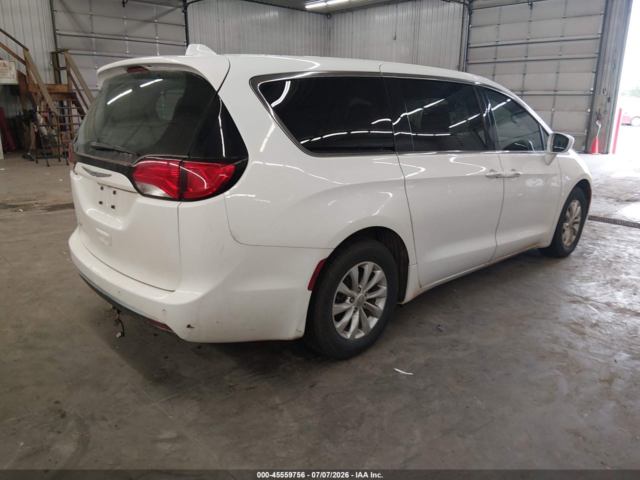 2018 CHRYSLER PACIFICA TOURING PLUS · 4/11