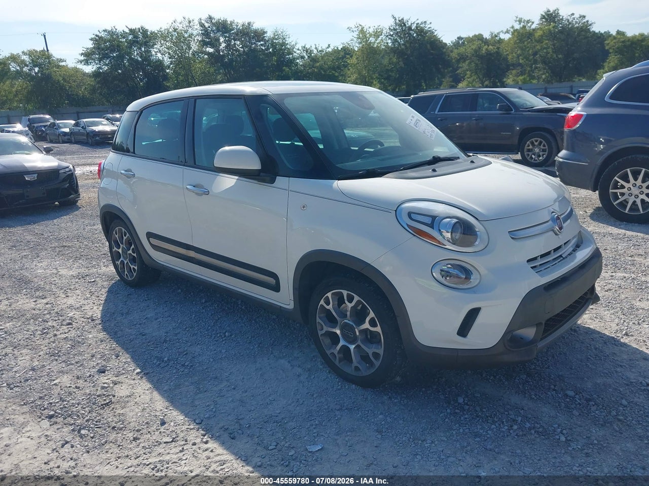 ZFBCFADH6EZ****** · 2014 FIAT 500L TREKKING