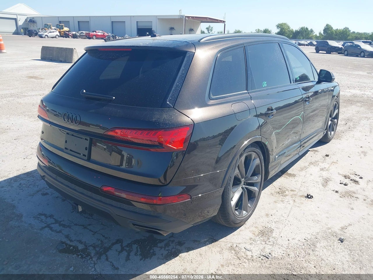 2025 AUDI Q7 PRESTIGE 55 TFSI QUATTRO TIPTRONIC · 4/8